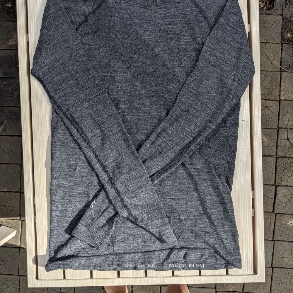 Tracksmith Brighton Base Layer Gray XS